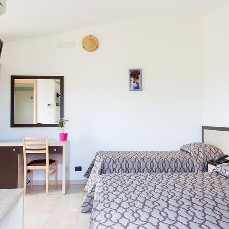 Albergo Il Giardino Foce Varano Kültér fotó