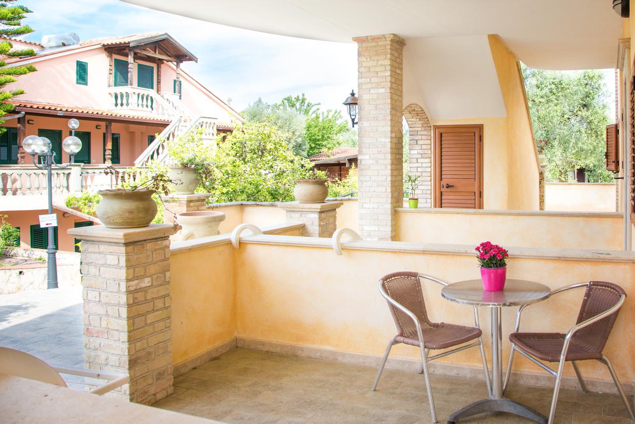 Albergo Il Giardino Foce Varano Kültér fotó
